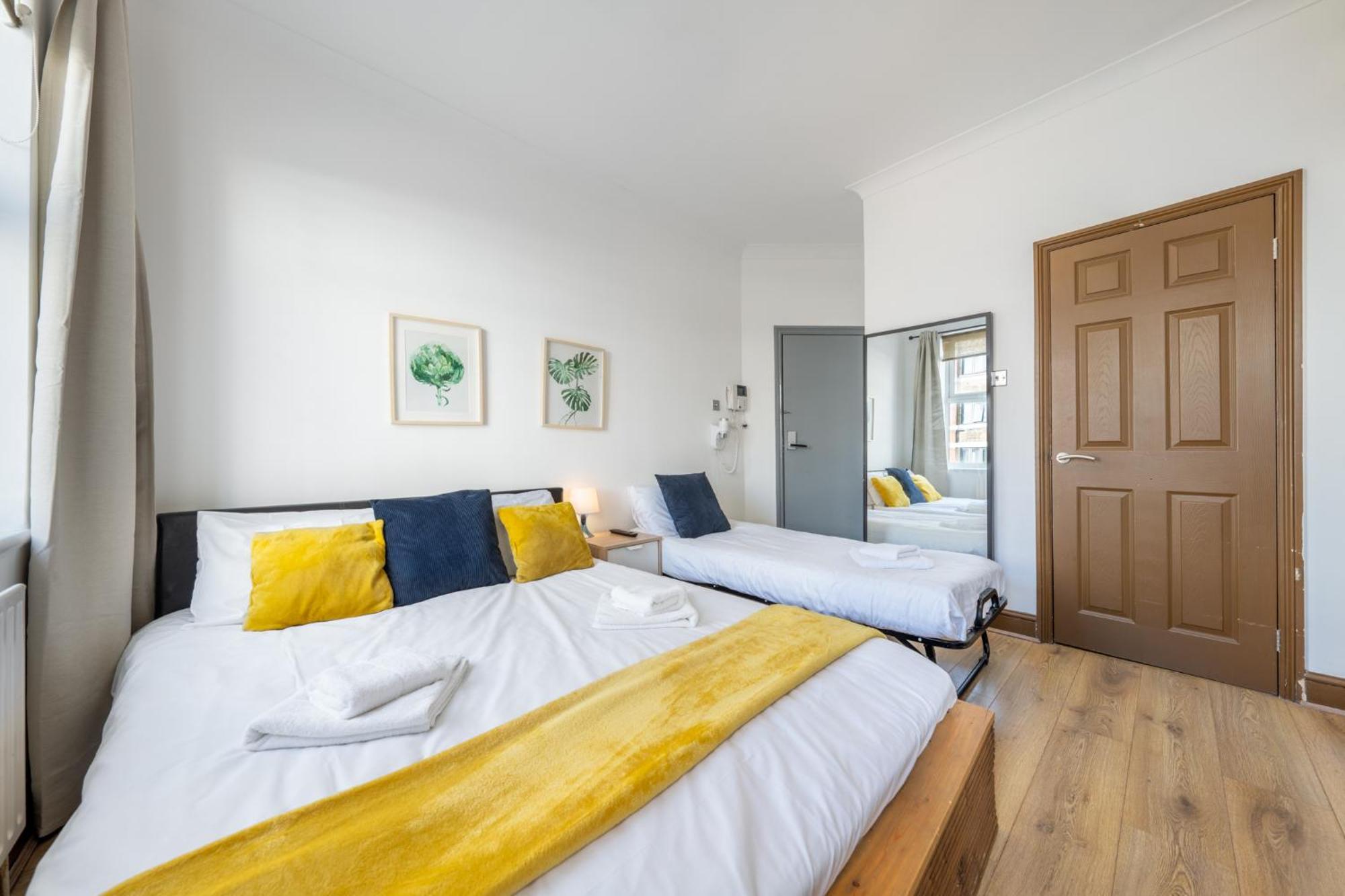 Ryam Suites Londra Exterior foto