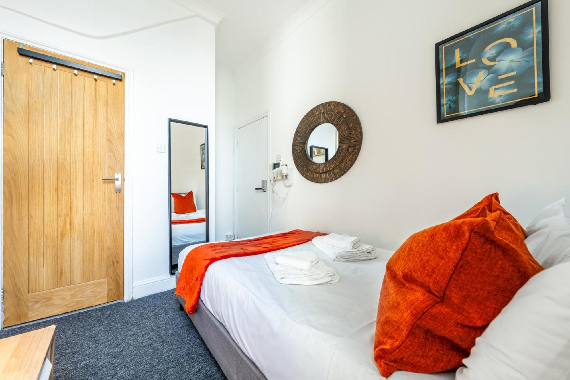 Ryam Suites Londra Exterior foto