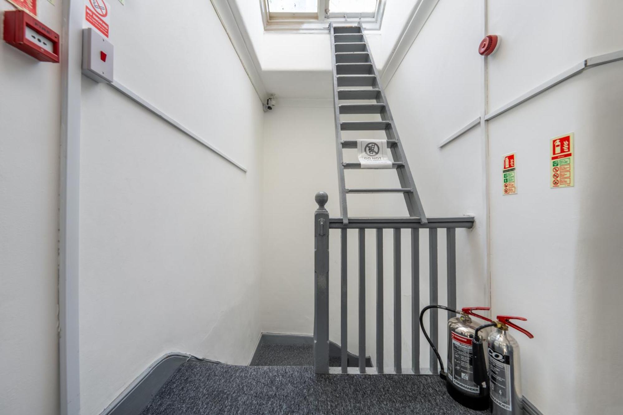Ryam Suites Londra Exterior foto