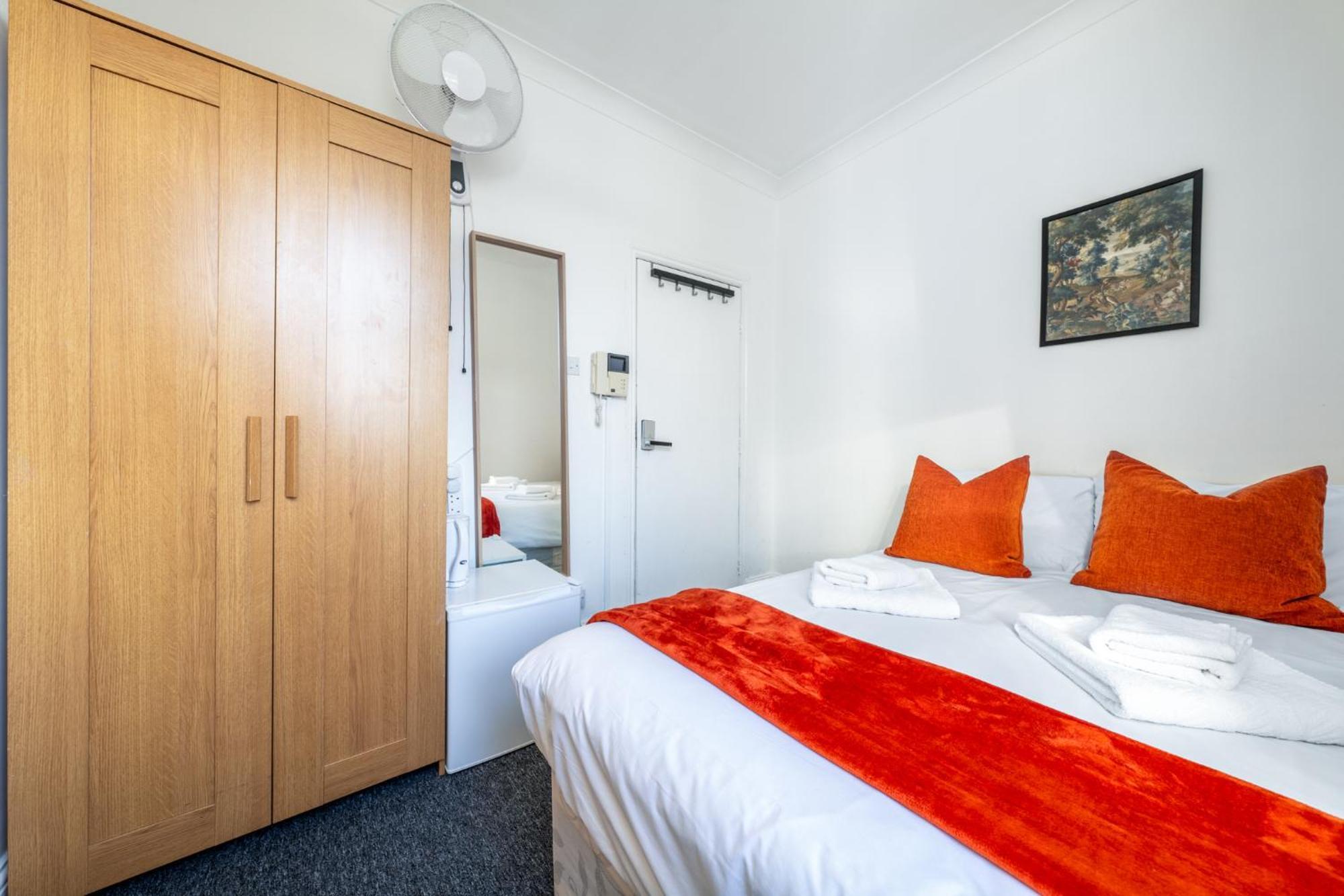 Ryam Suites Londra Exterior foto