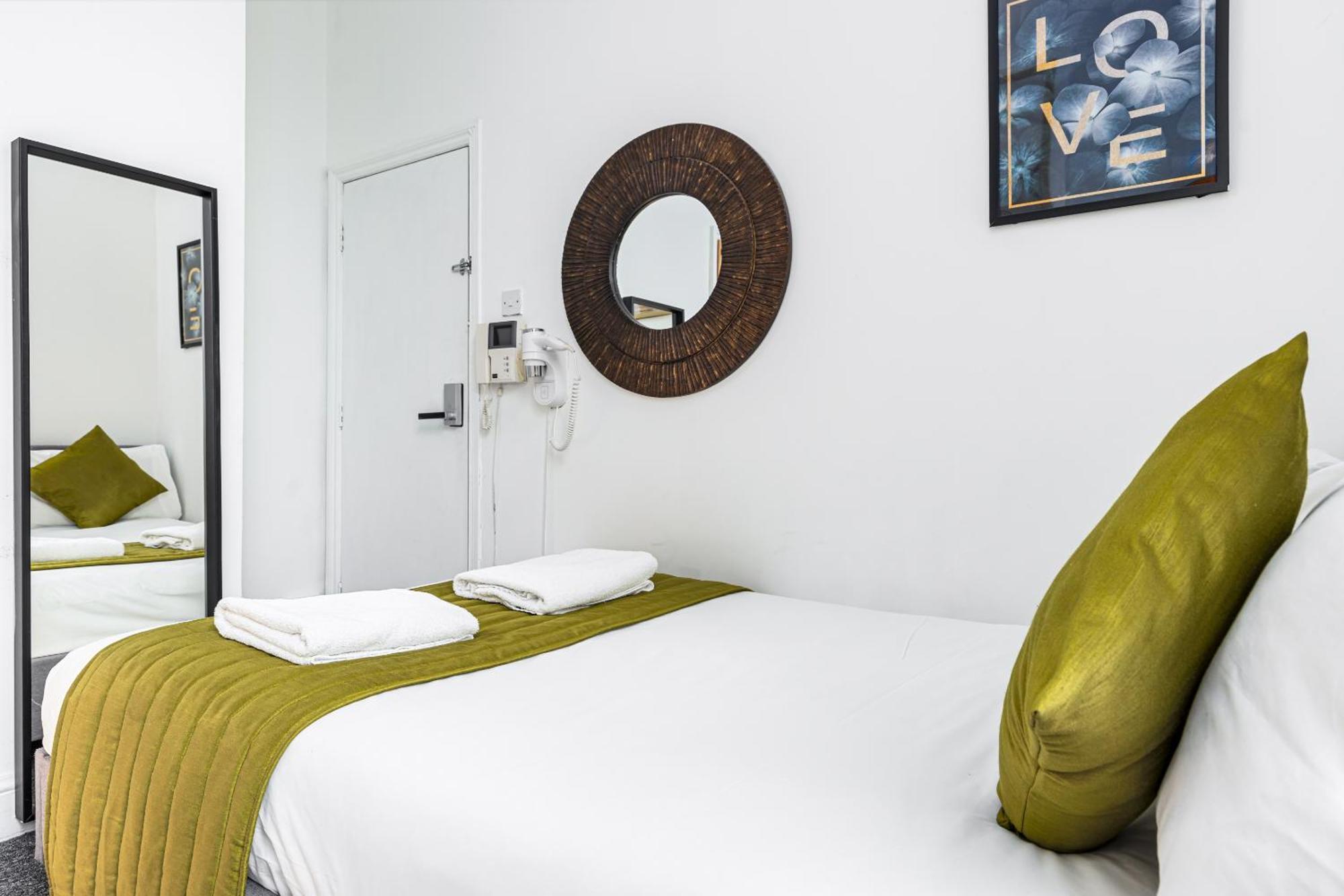 Ryam Suites Londra Exterior foto