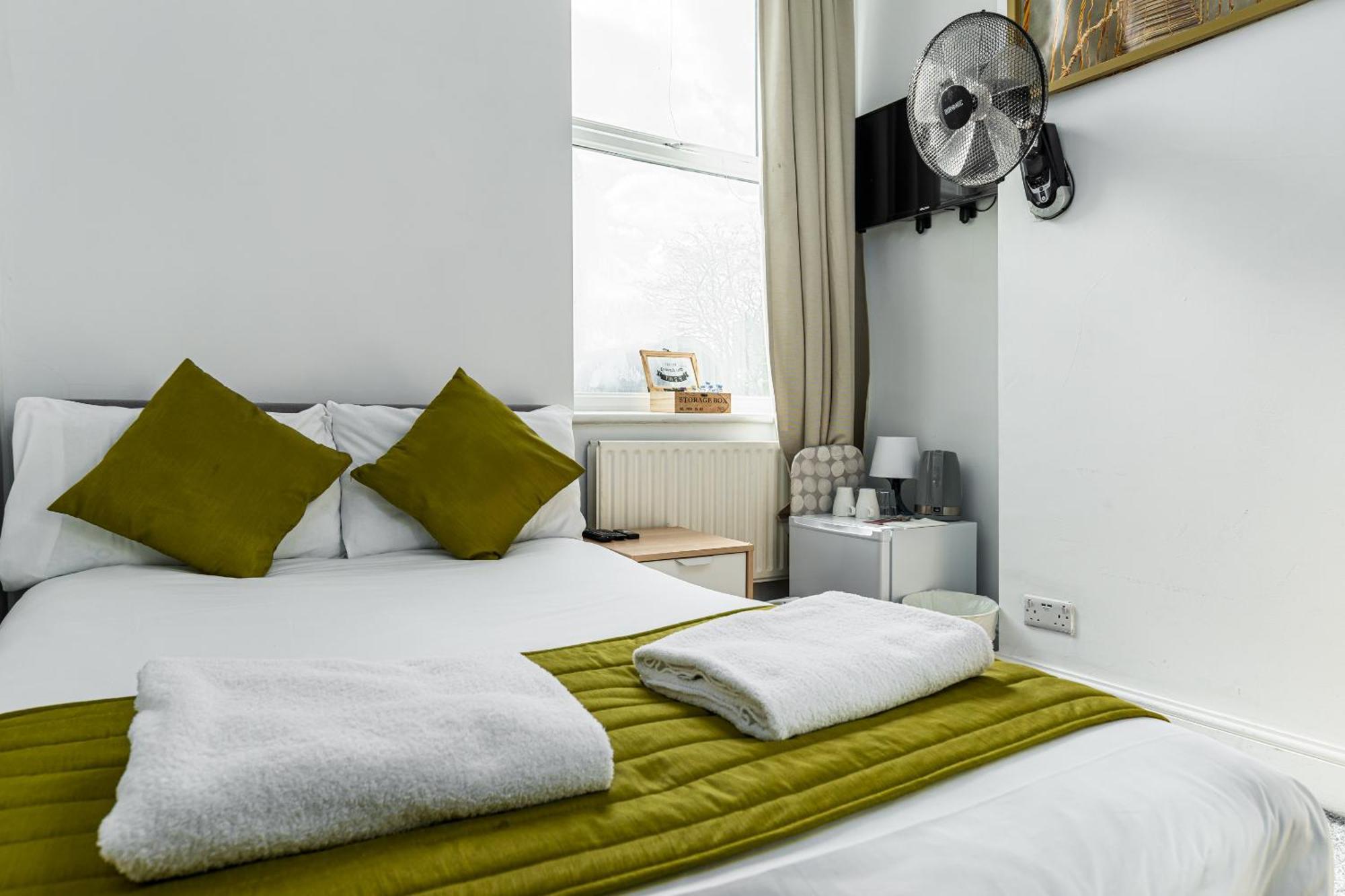 Ryam Suites Londra Exterior foto