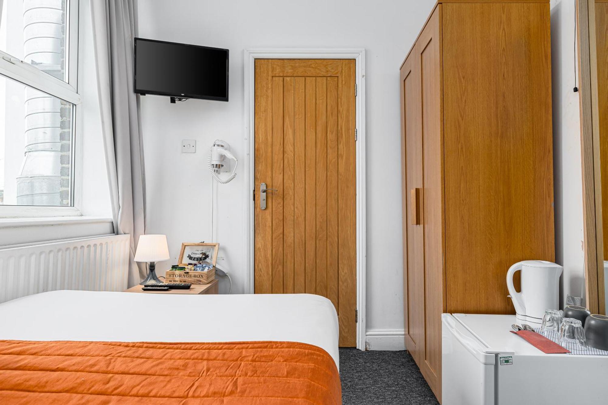 Ryam Suites Londra Cameră foto